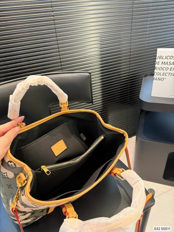 New Collection Fashion LV Handbag L2081