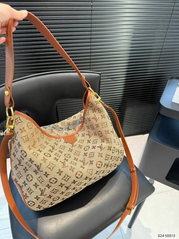 New Collection Fashion LV Handbag L2082