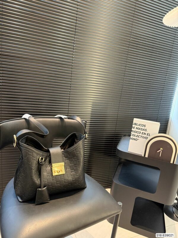 New Collection Fashion GG Handbag G677