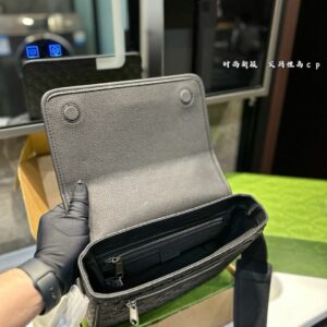 ce46eb79