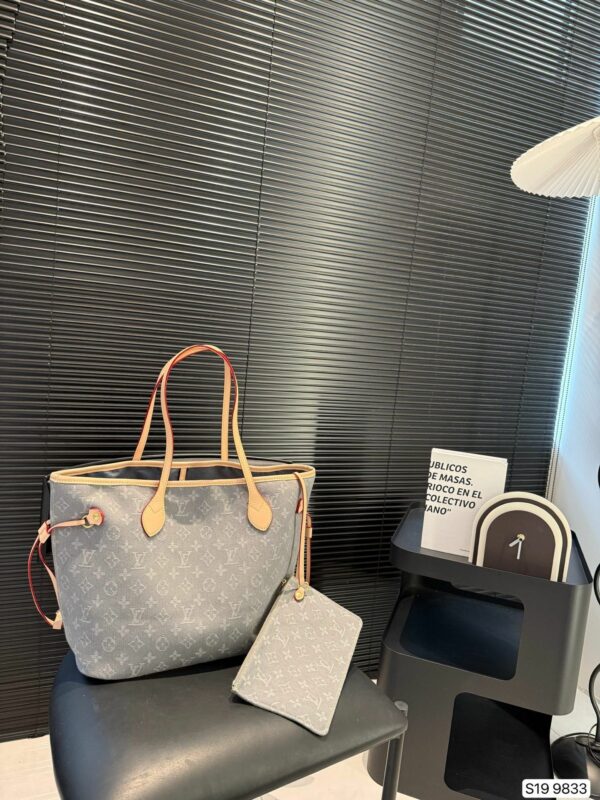 New Collection Fashion LV Handbag L2093