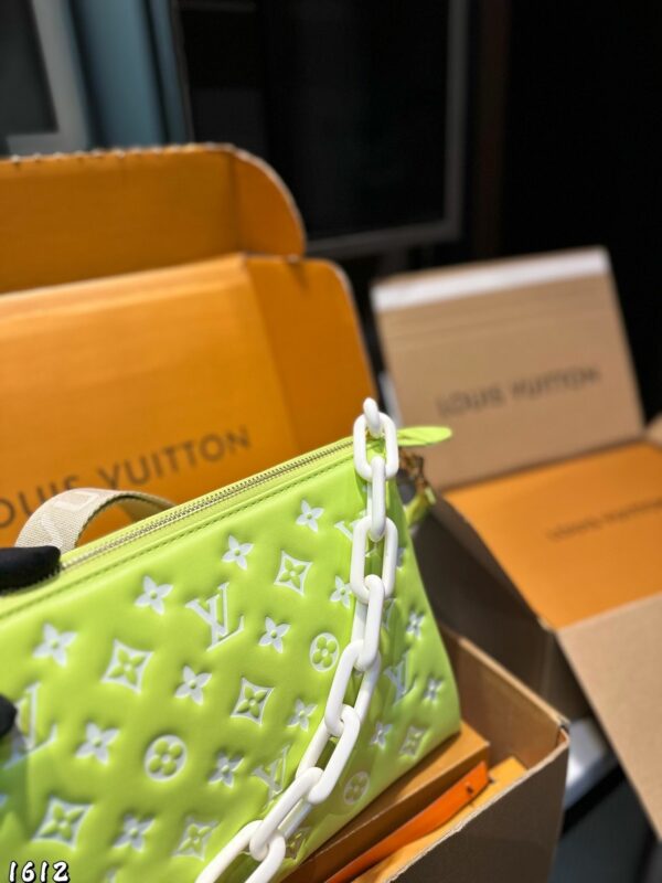 New Collection Fashion LV Handbag L2095