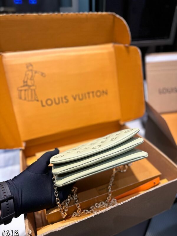 New Collection Fashion LV Handbag L2096