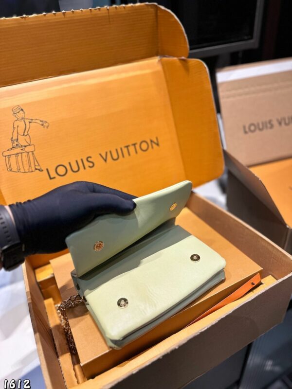 New Collection Fashion LV Handbag L2096