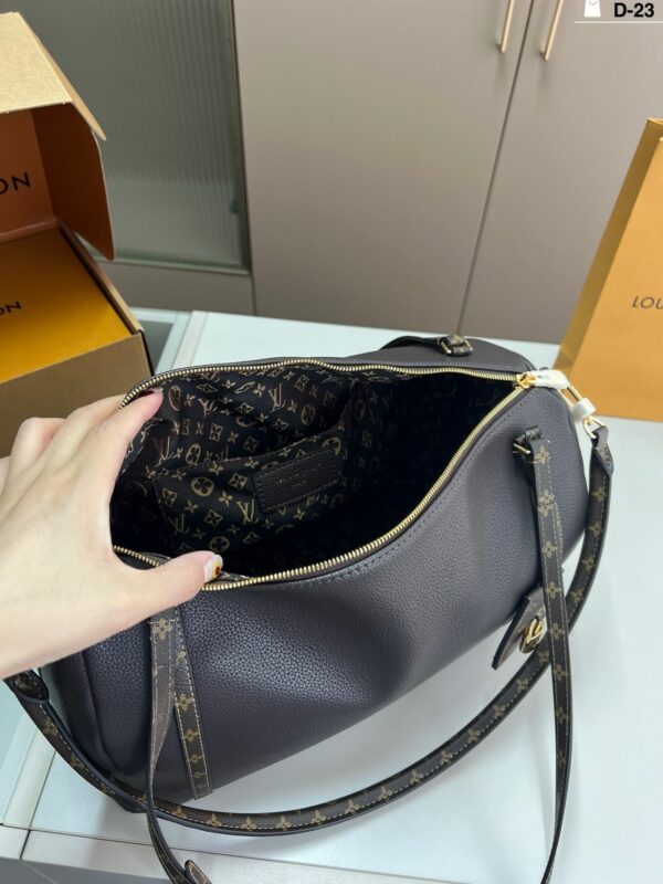 New Collection Fashion LV Handbag L2100