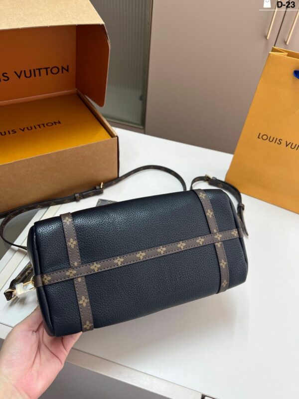 New Collection Fashion LV Handbag L2101