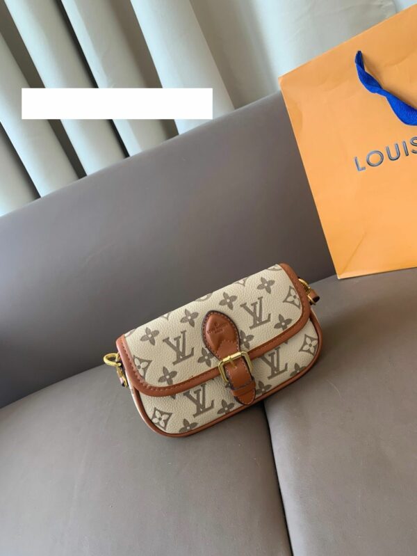 New Collection Fashion LV Handbag L2104