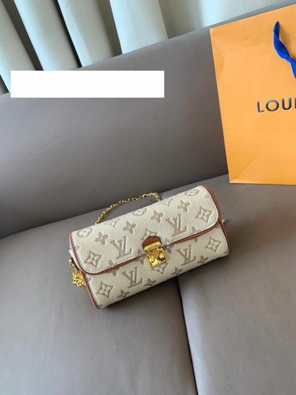 New Collection Fashion LV Handbag L2105