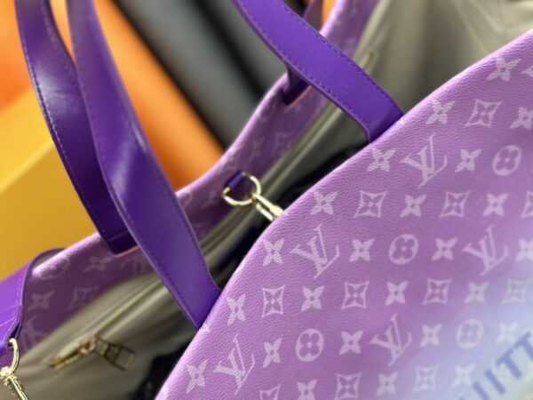 Luxury LV Handbag M24457.1