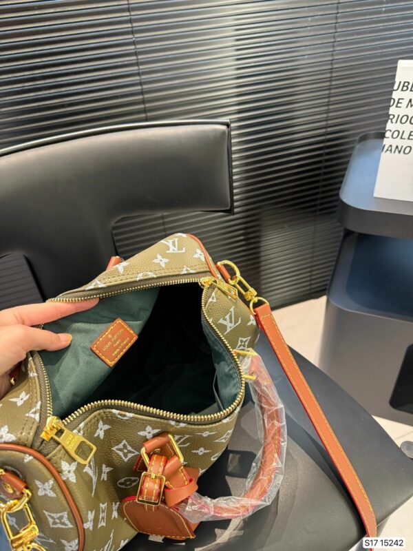 New Collection Fashion LV Handbag L2107