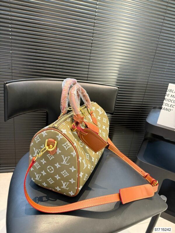New Collection Fashion LV Handbag L2107