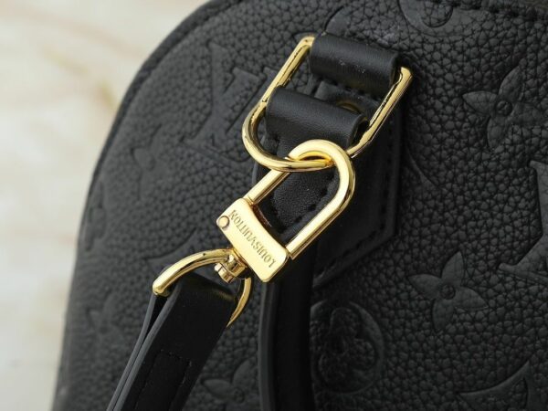 Luxury LV Handbag M53151