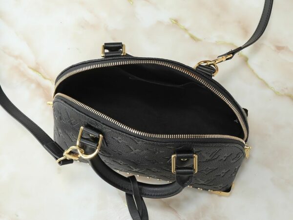 Luxury LV Handbag M53151