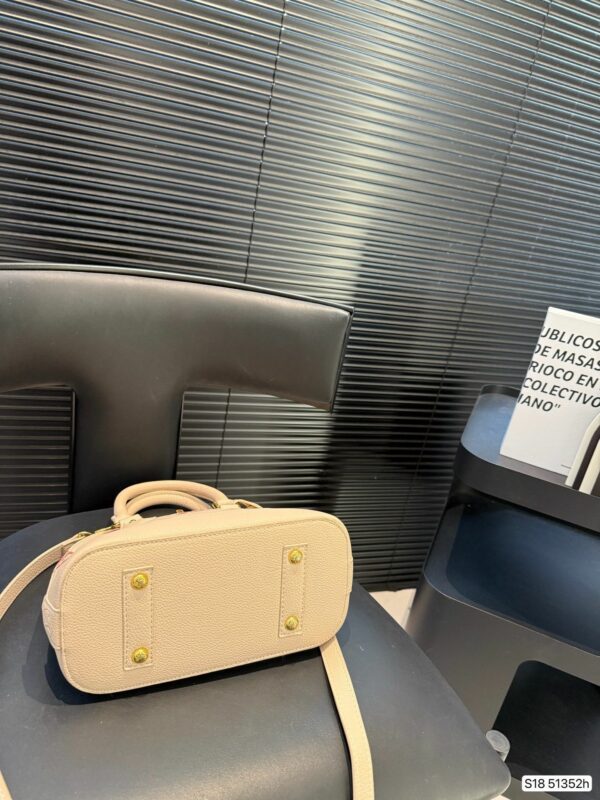 New Collection Fashion LV Handbag L2109