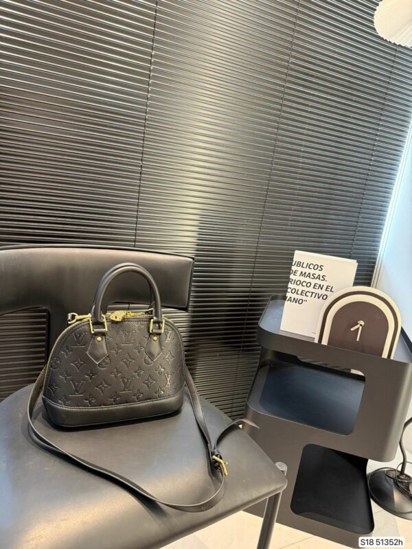 New Collection Fashion LV Handbag L2109
