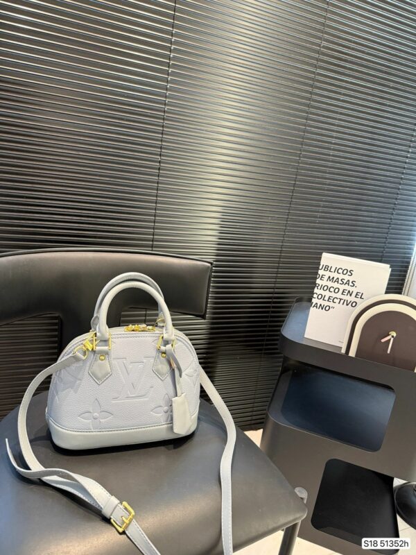 New Collection Fashion LV Handbag L2109.1