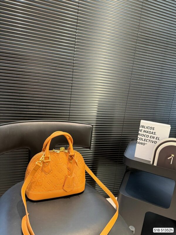 New Collection Fashion LV Handbag L2109.1
