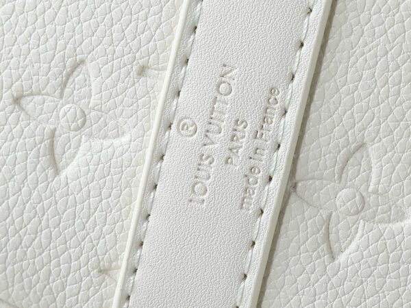 Luxury LV Handbag M26055