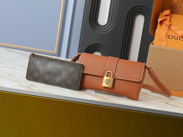 Luxury LV Handbag M12147