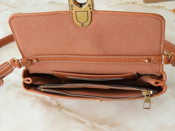 Luxury LV Handbag M12147