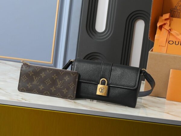 Luxury LV Handbag M12147