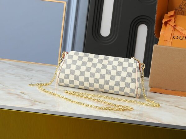 Luxury LV Handbag M13567
