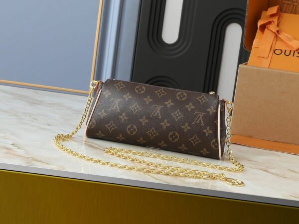 Luxury LV Handbag M13567
