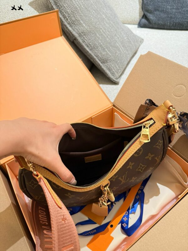 Stylish Fashion Carry LV Handbag L2115