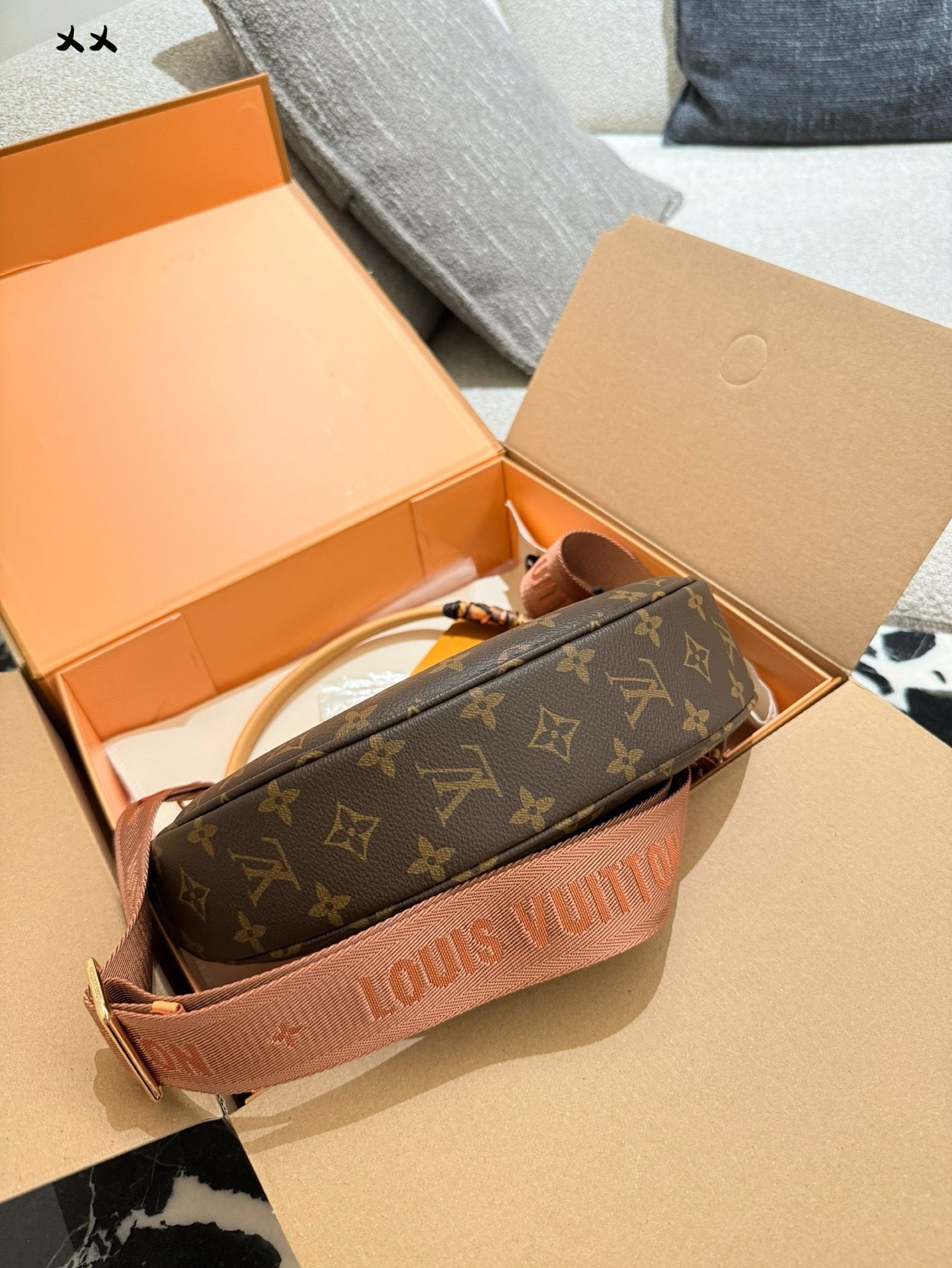 New Collection Fashion LV Handbag L2115 New Collection Fashion LV Handbag L2115