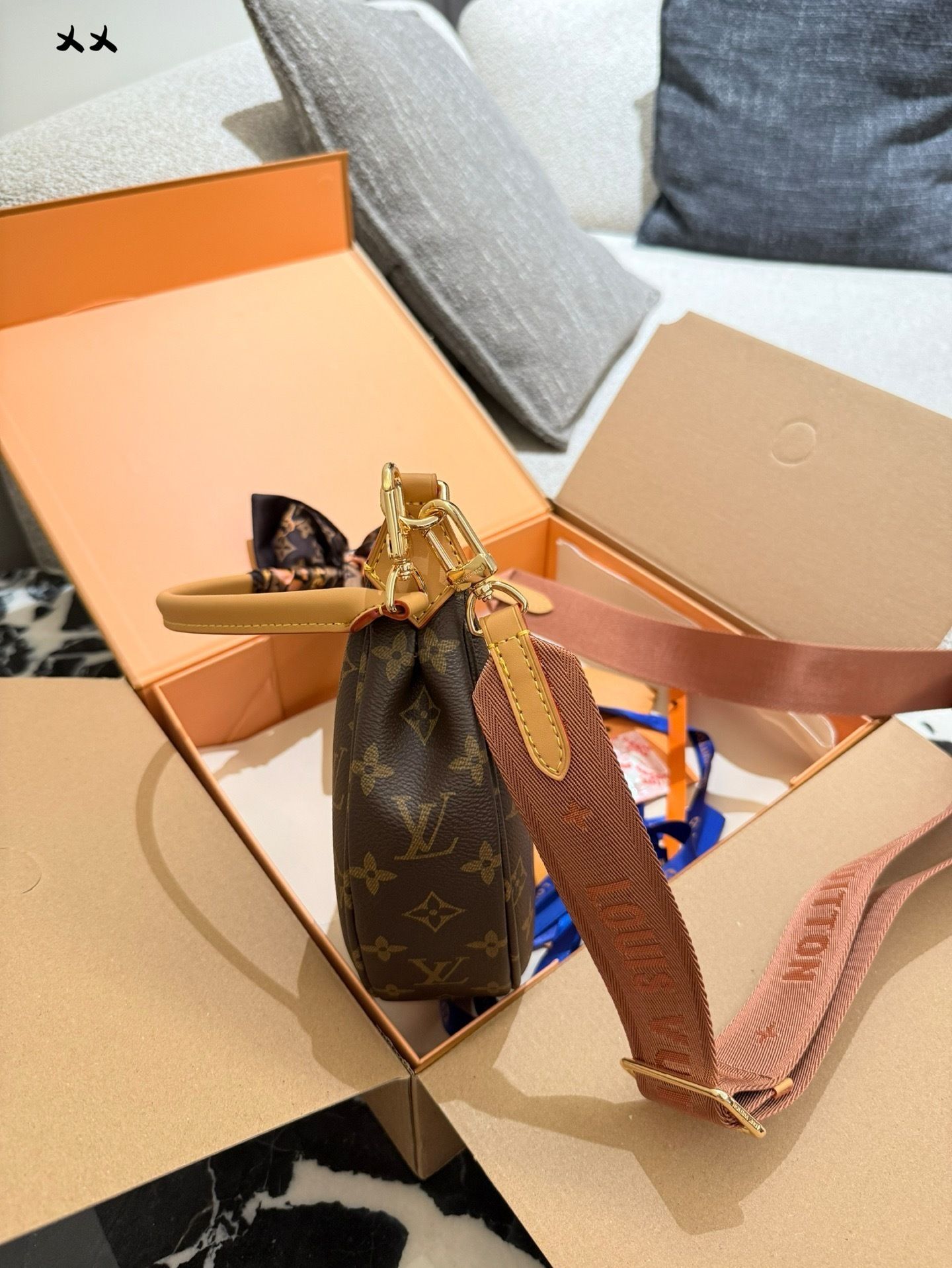 New Collection Fashion LV Handbag L2115 New Collection Fashion LV Handbag L2115