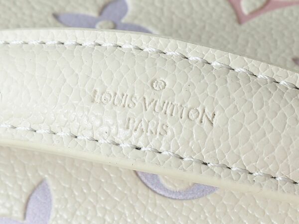 Luxury LV Handbag M25682