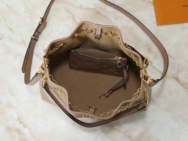Luxury LV Handbag M11283