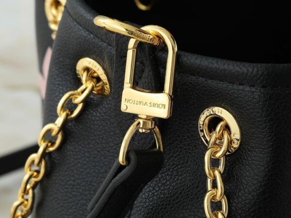 Luxury LV Handbag M11283
