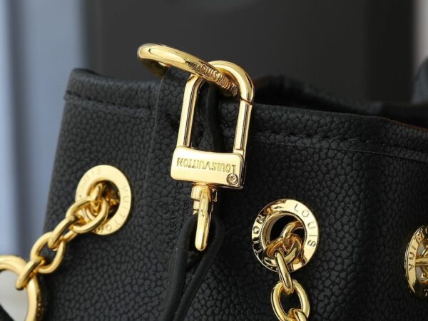 Luxury LV Handbag M11283.1