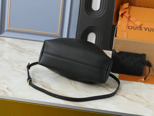 Luxury LV Handbag M11283.1