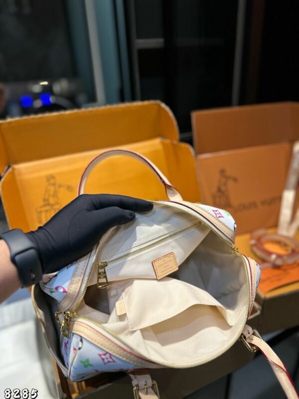 New Collection Fashion LV Handbag L2120