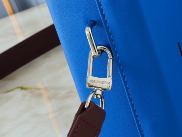 Luxury LV Handbag M24455