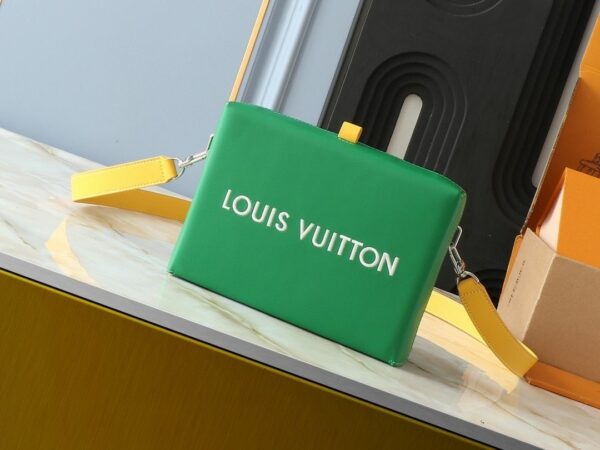 Luxury LV Handbag M24455