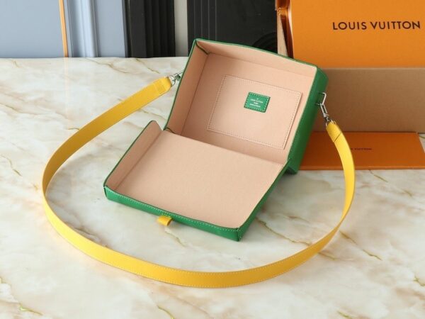 Luxury LV Handbag M24455