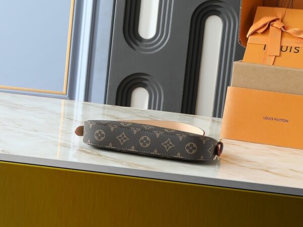Luxury LV Handbag M25525-M25784