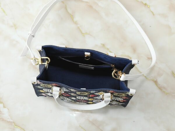 Luxury LV Handbag M45039