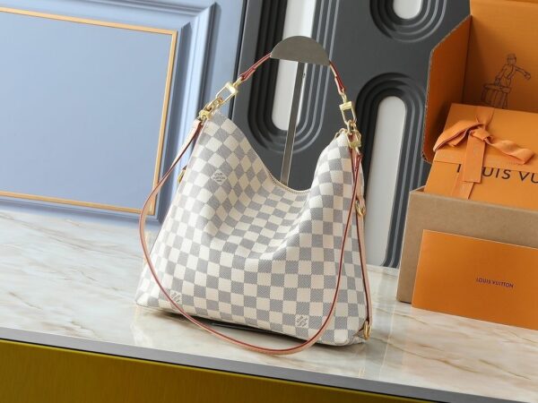 Luxury LV Handbag M46213