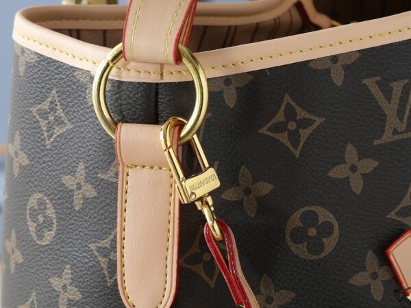 Luxury LV Handbag M40354