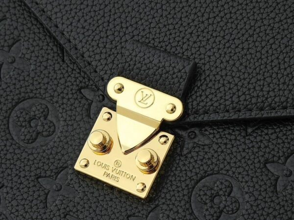 Luxury LV Handbag M40781