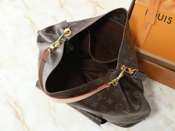 Luxury LV Handbag M40781