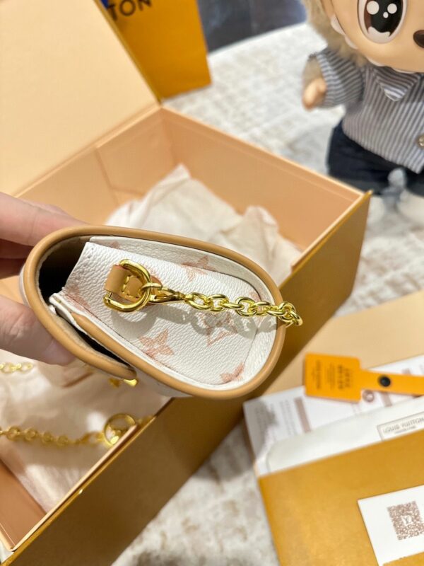 New Collection Fashion LV Handbag L2124