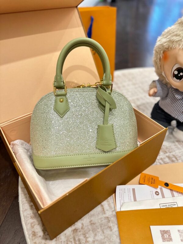 New Collection Fashion LV Handbag L2125