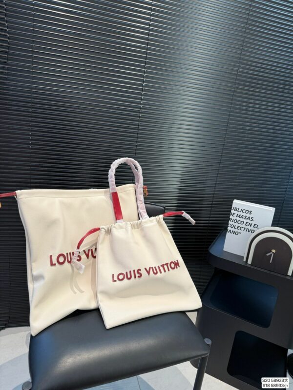 New Collection Fashion LV Handbag L2126