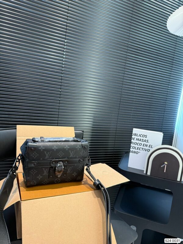 New Collection Fashion LV Handbag L2127