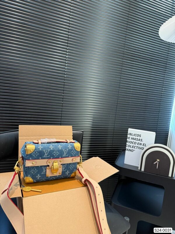 New Collection Fashion LV Handbag L2127
